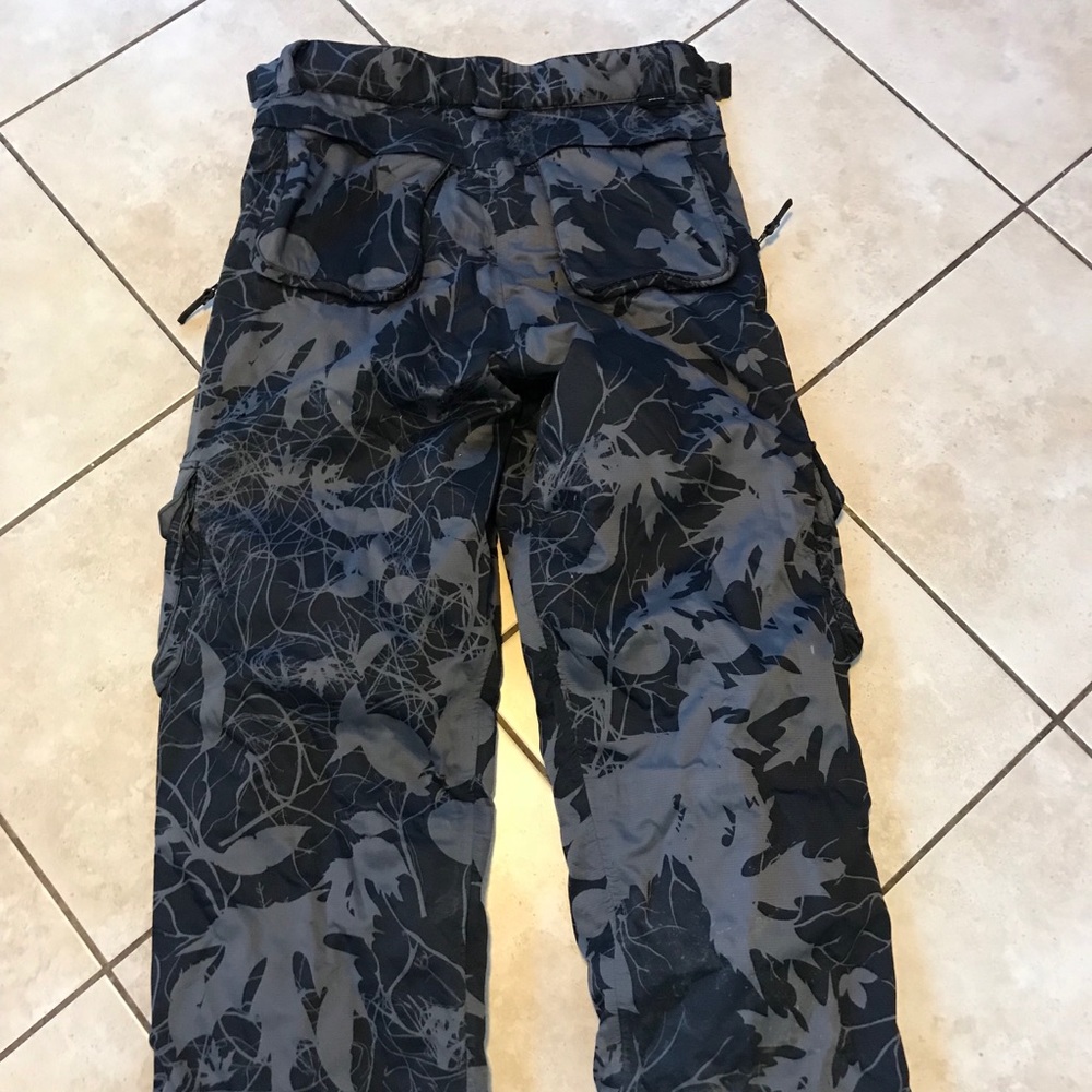Billabong men’s ski pants